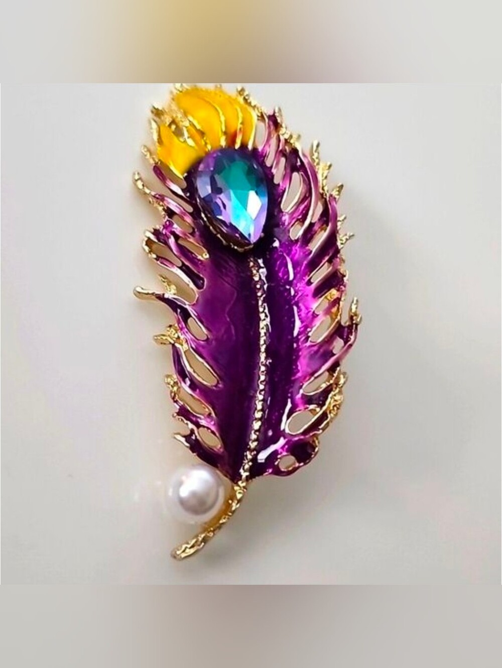 Fashion Jewelry Purple and Yellow Feather Brooch with Multicolor Crystal & Pearl